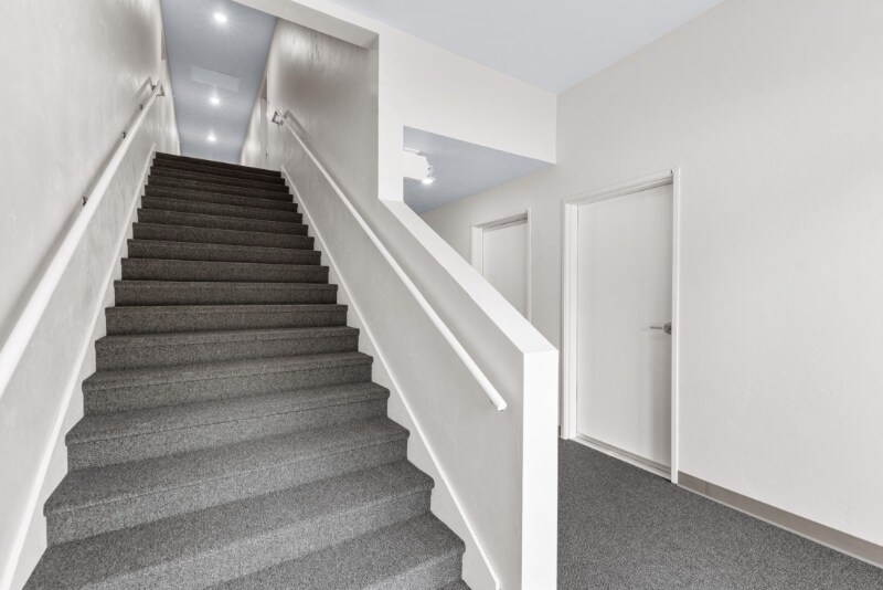 Building Photo - 352 Deschane Ave