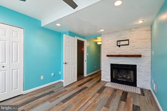 Primary Photo - 622 Scott St