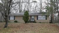 Building Photo - 2720 Darrow Rd
