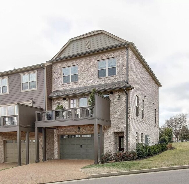Building Photo - Luxury Townhome at The Enclave at Harpeth Village in Bellevue
