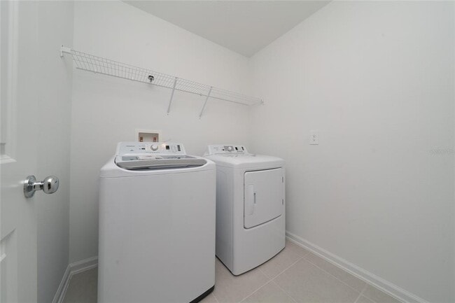 Building Photo - 5858 Le Marin Wy