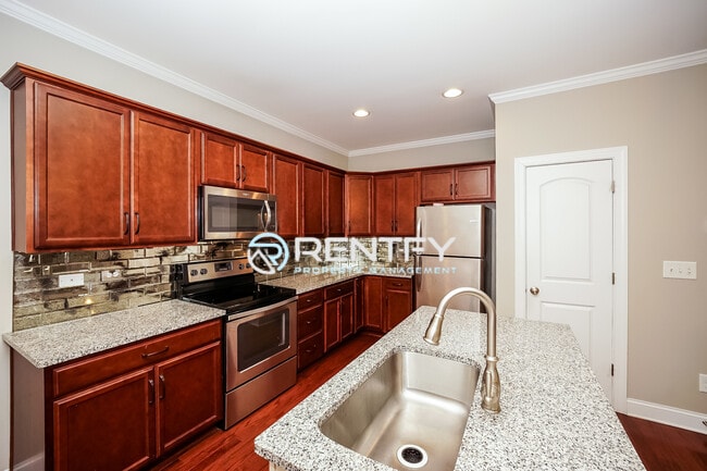 Building Photo - 2506 Gallery Drive