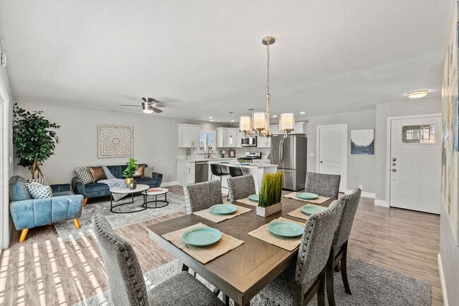 Building Photo - 292 Slate St