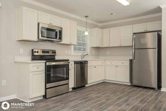 Building Photo - 402 Triumphant Rd