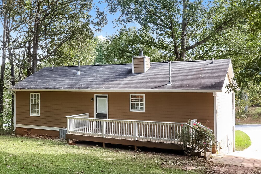 Building Photo - 71 Brooke Dr