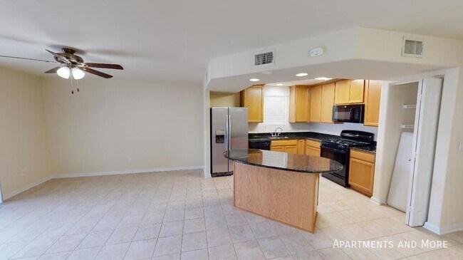 Building Photo - 328 Trestle Tree