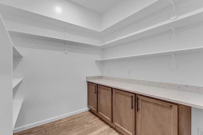 Building Photo - Italian Estates Property Management