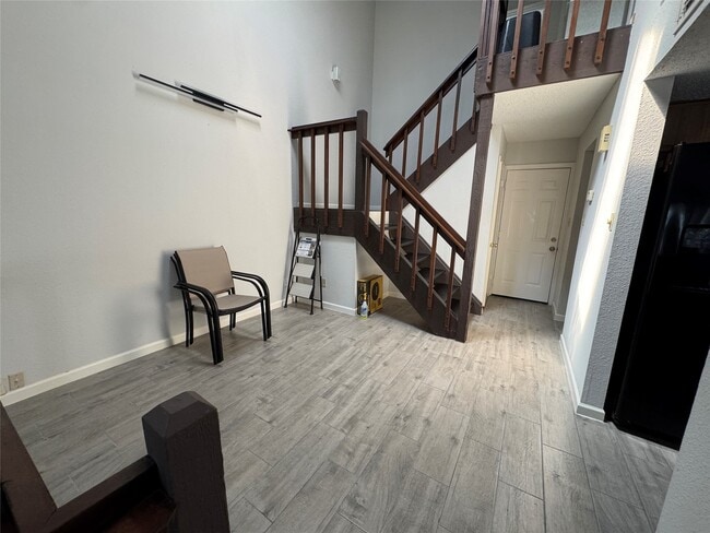 Building Photo - 12959 Wirevine Ln