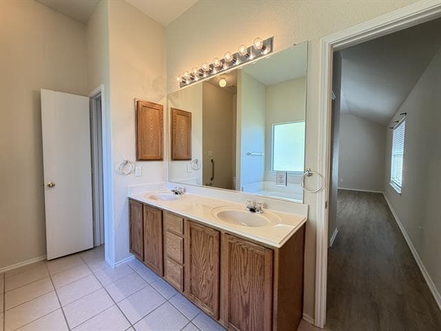 Building Photo - 8513 Cactus Flower Dr