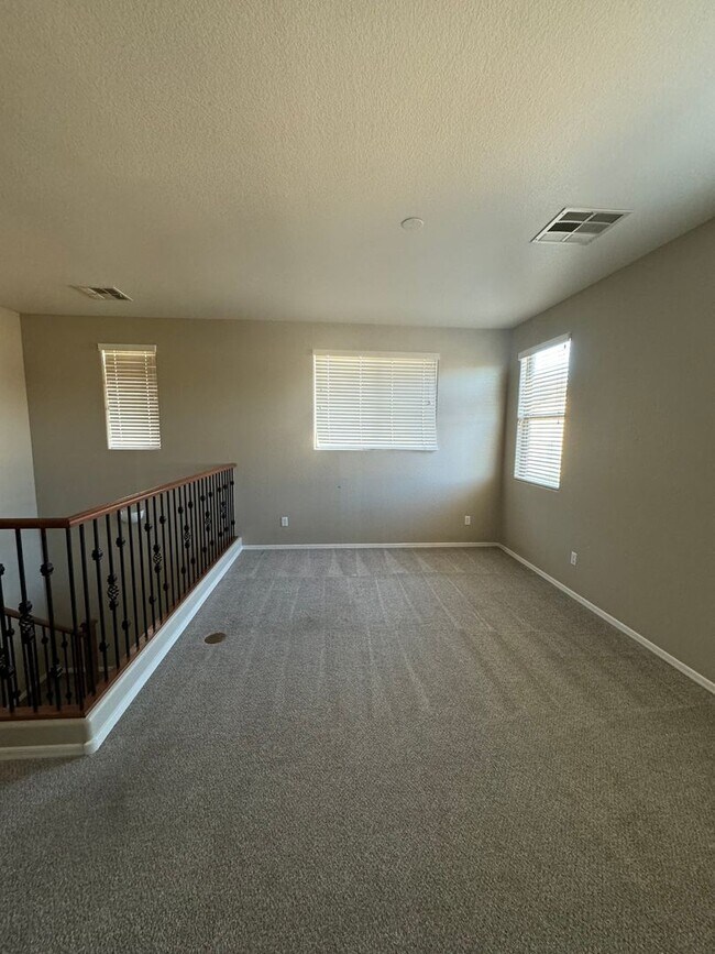 Building Photo - 4 bedroom in Sun Groves in Chandler