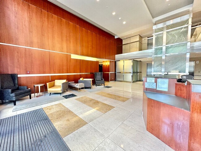 Building Photo - Epic REA: Fabulous 2 BR/2 BA South Beach C...