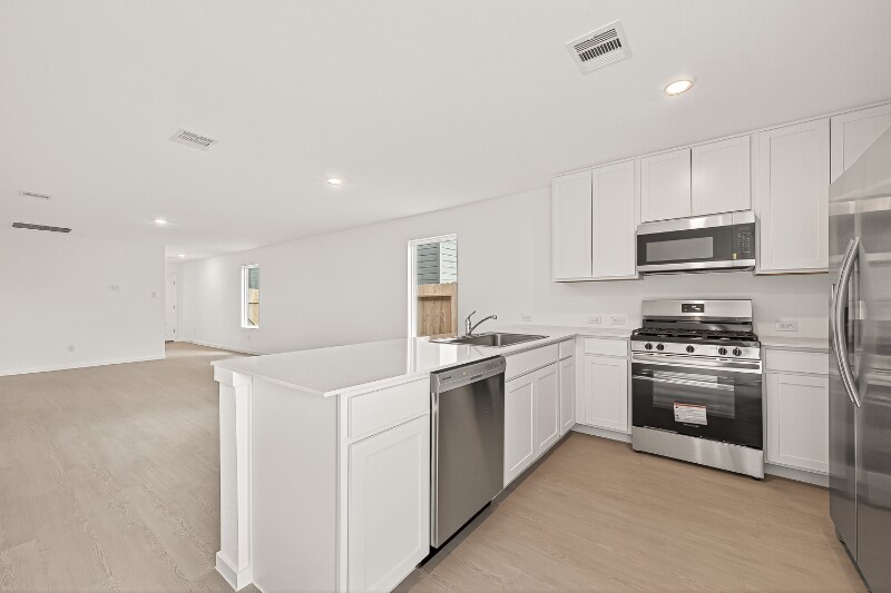 Building Photo - 14856 N Ascot Bnd Cir