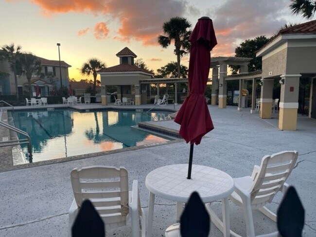 Building Photo - 2 Bed/2 Bath Condo with Garage in Lakes at Viera East