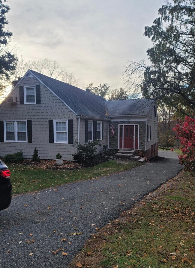 Building Photo - 349 Powerville Rd