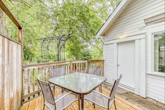 Building Photo - The Corbett Cottage, now available on mid ...