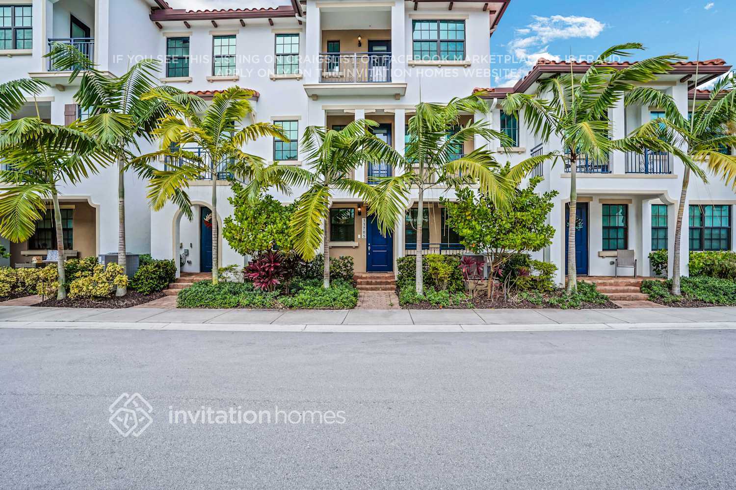 Building Photo - 11705 SW 13th Ct