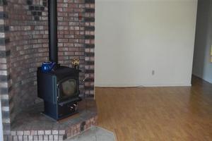 Building Photo - Lake California Home