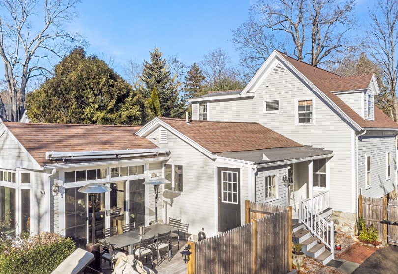 Building Photo - 29 Cottage St