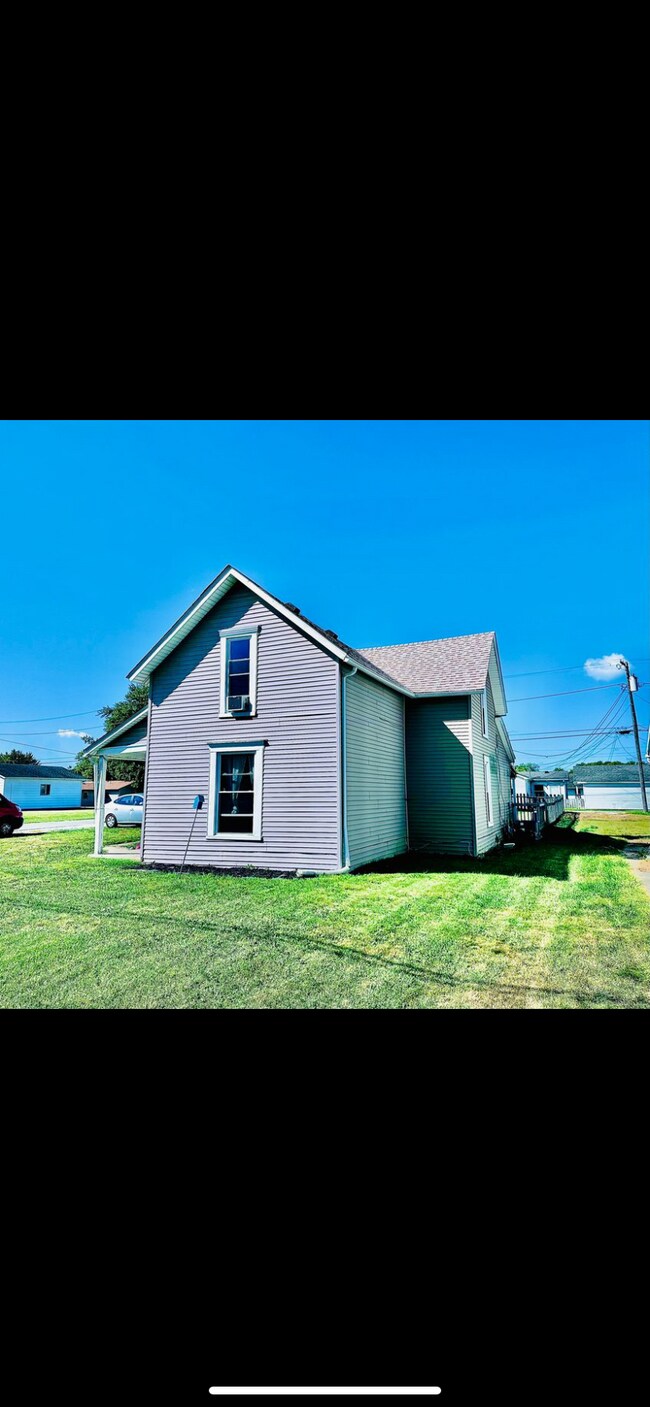Primary Photo - 1104 N Park Ave