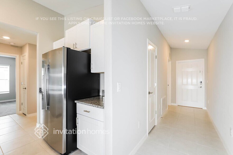 Building Photo - 4019 86th St E