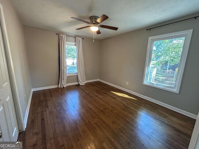 Building Photo - 2981 Lowrance Dr