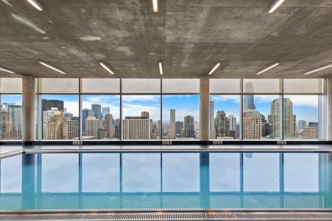 Building Photo - 600 N Fairbanks Ct