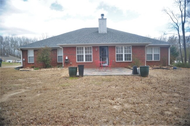 Building Photo - Updated Stunner