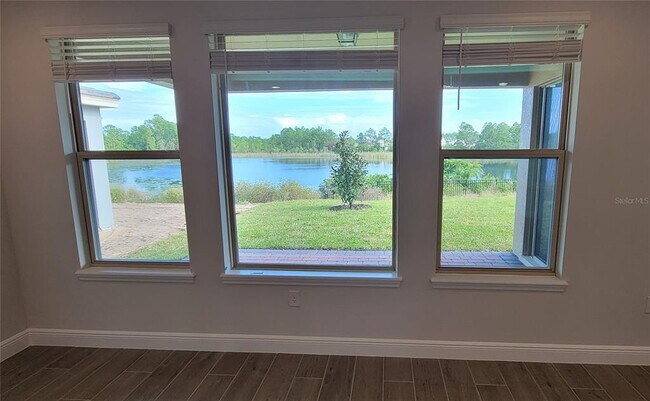 Building Photo - 9753 Lost Creek Dr