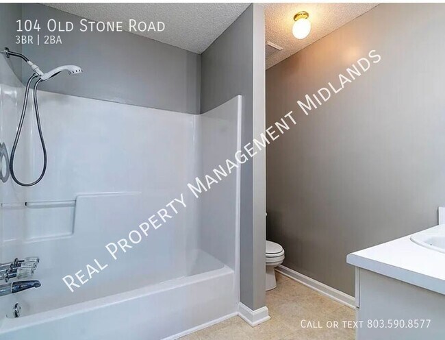 Building Photo - 104 Old Stone Rd