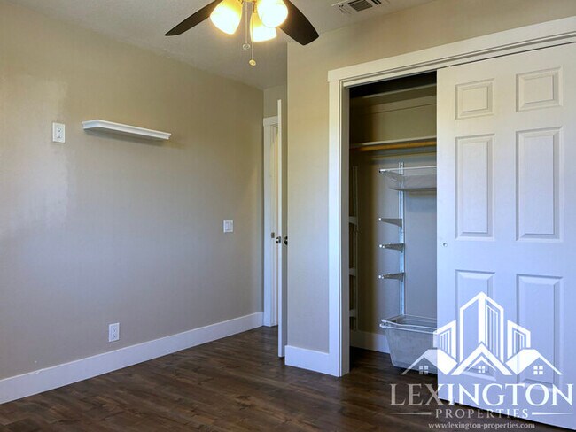 Building Photo - Beautiful, Folsom Home with Pool & Spa in ...