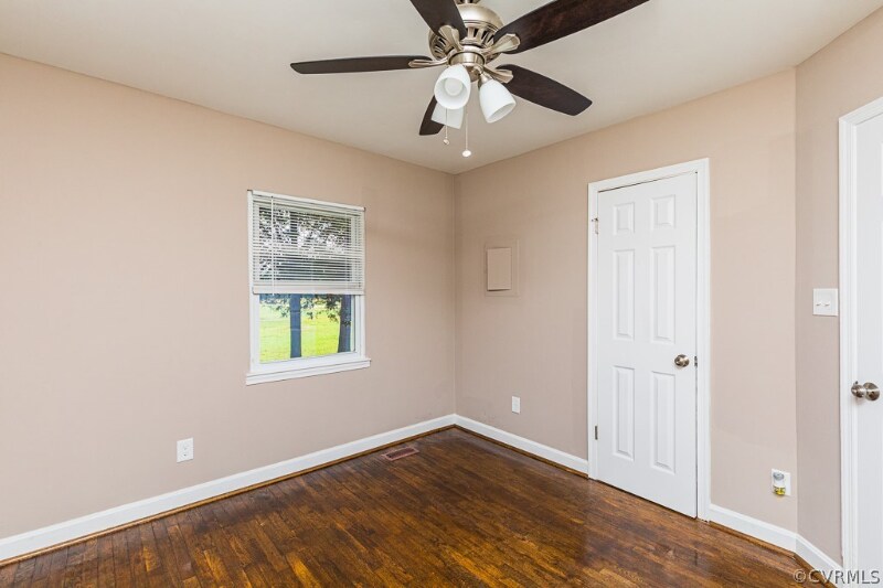 Building Photo - 5215 Ruffin Rd