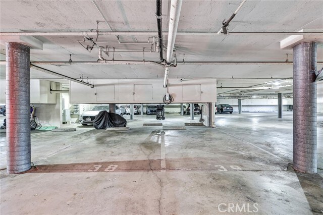 Building Photo - 12400 Montecito Rd