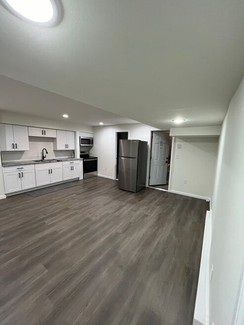 Building Photo - 1185 NY-82