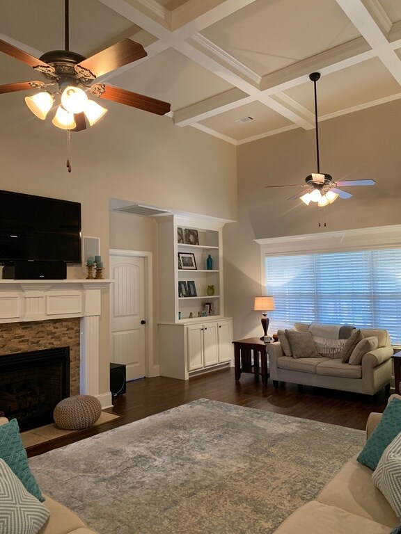 Building Photo - 2083 Hiwassee Dr