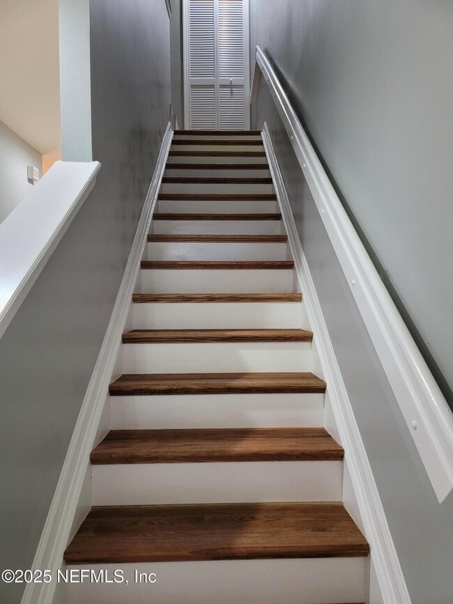 Building Photo - 1491 Fieldview Dr