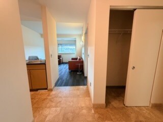 Building Photo - 106 Valentine Pl