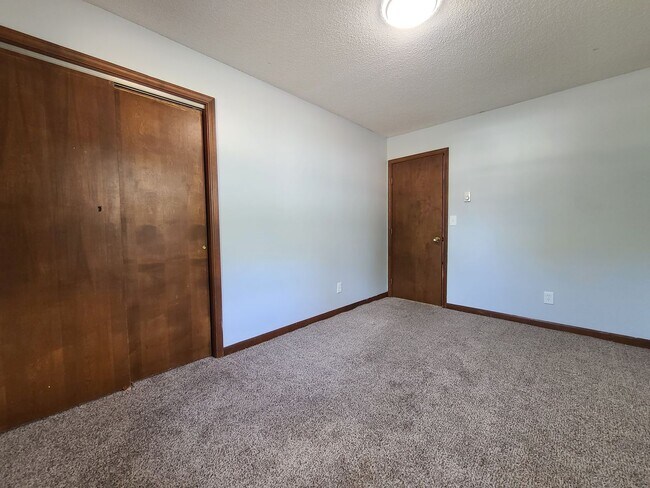 Building Photo - 7810 Stevensville-Baroda Rd