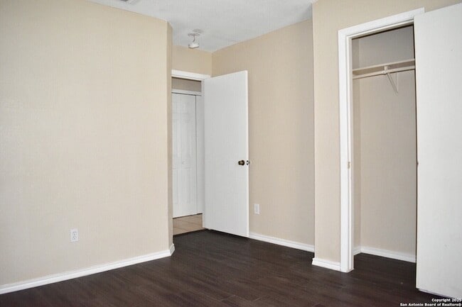 Building Photo - 1758 Amanda St