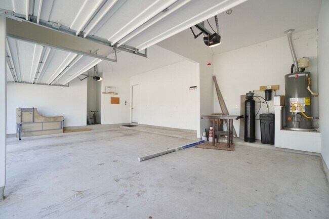 Building Photo - 18116 Leccion Dr