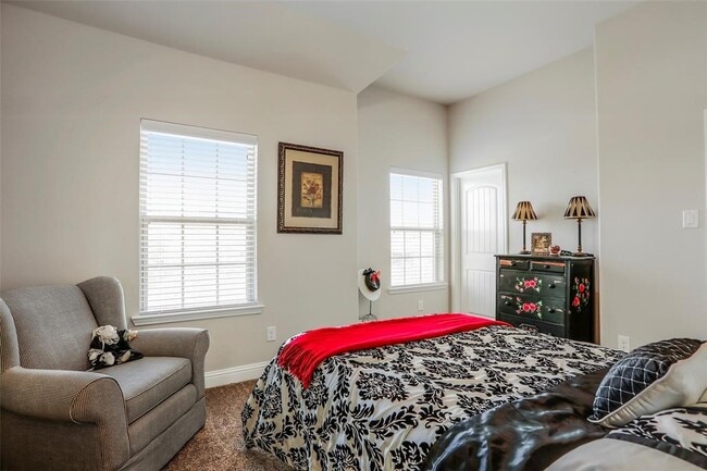 Building Photo - 1815 Carriage Oaks Ln