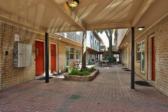 Building Photo - 1416 Hawthorne St