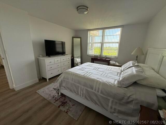 Building Photo - 250 Jacaranda Dr