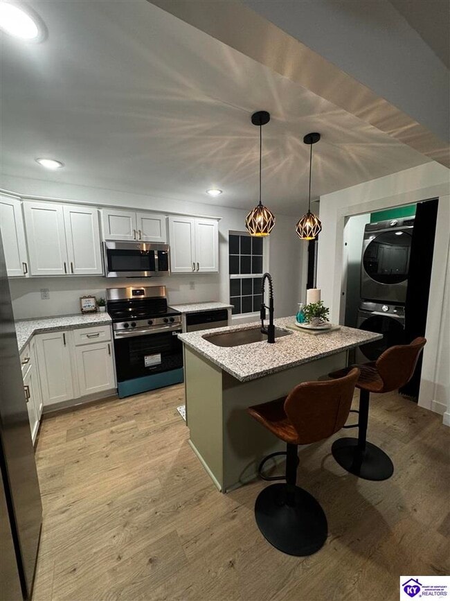 Building Photo - 564 St John Church Rd