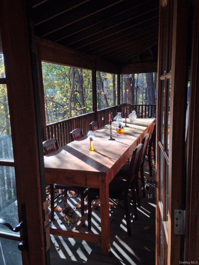 Building Photo - 186 Taylor Rd