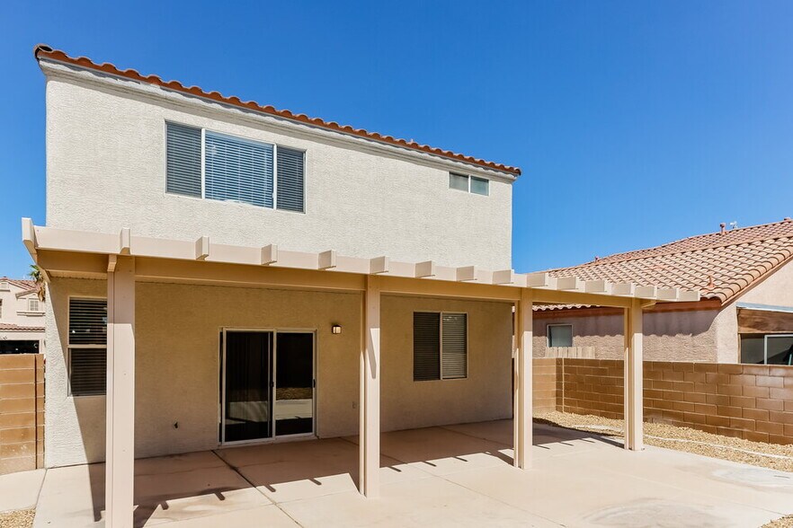 Building Photo - 111 Willow Dove Ave