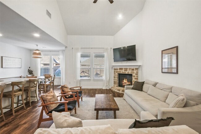 Building Photo - 1213 Glacier Ct