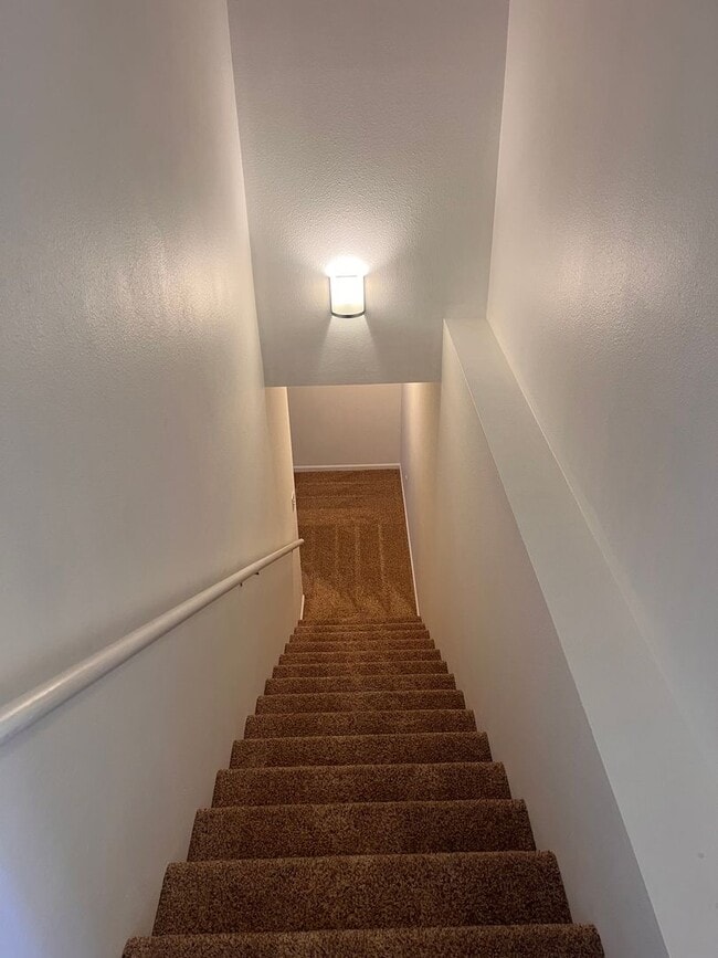 Building Photo - LARGE 4/3 with so much to offer! Waynesville School District