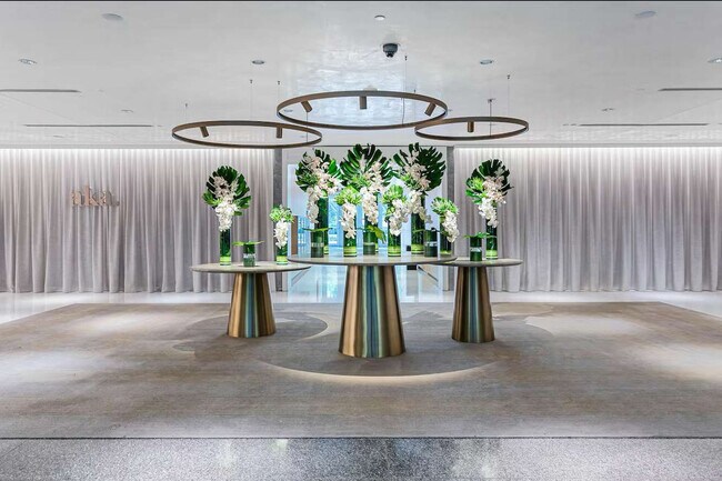 Building Photo - 1395 Brickell Ave