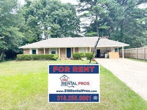 Building Photo - 3 Bed, 2 Bath Home in Ruston