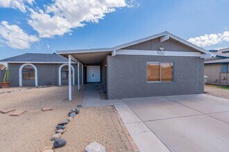 Building Photo - 4501 W Cinnabar Ave